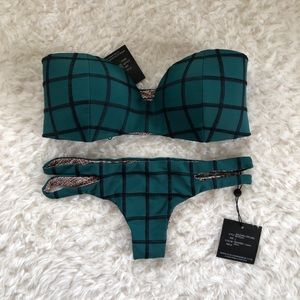 NWT Acacia Seaweed/Storm Stitch Set